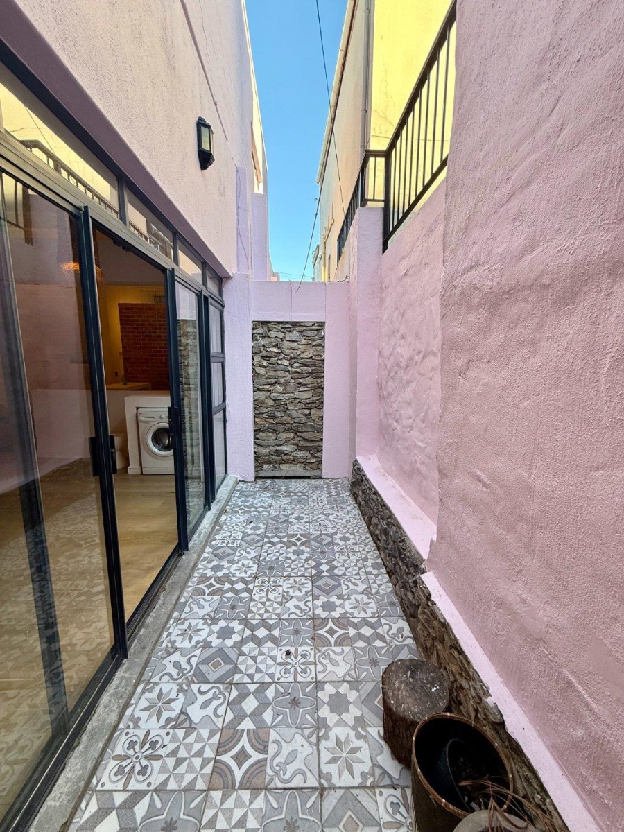 2 Bedroom Property for Sale in Bo Kaap Western Cape